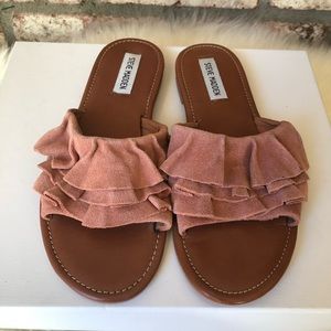 Steve Madden Getdown Sandal in Rose Suede Size 7